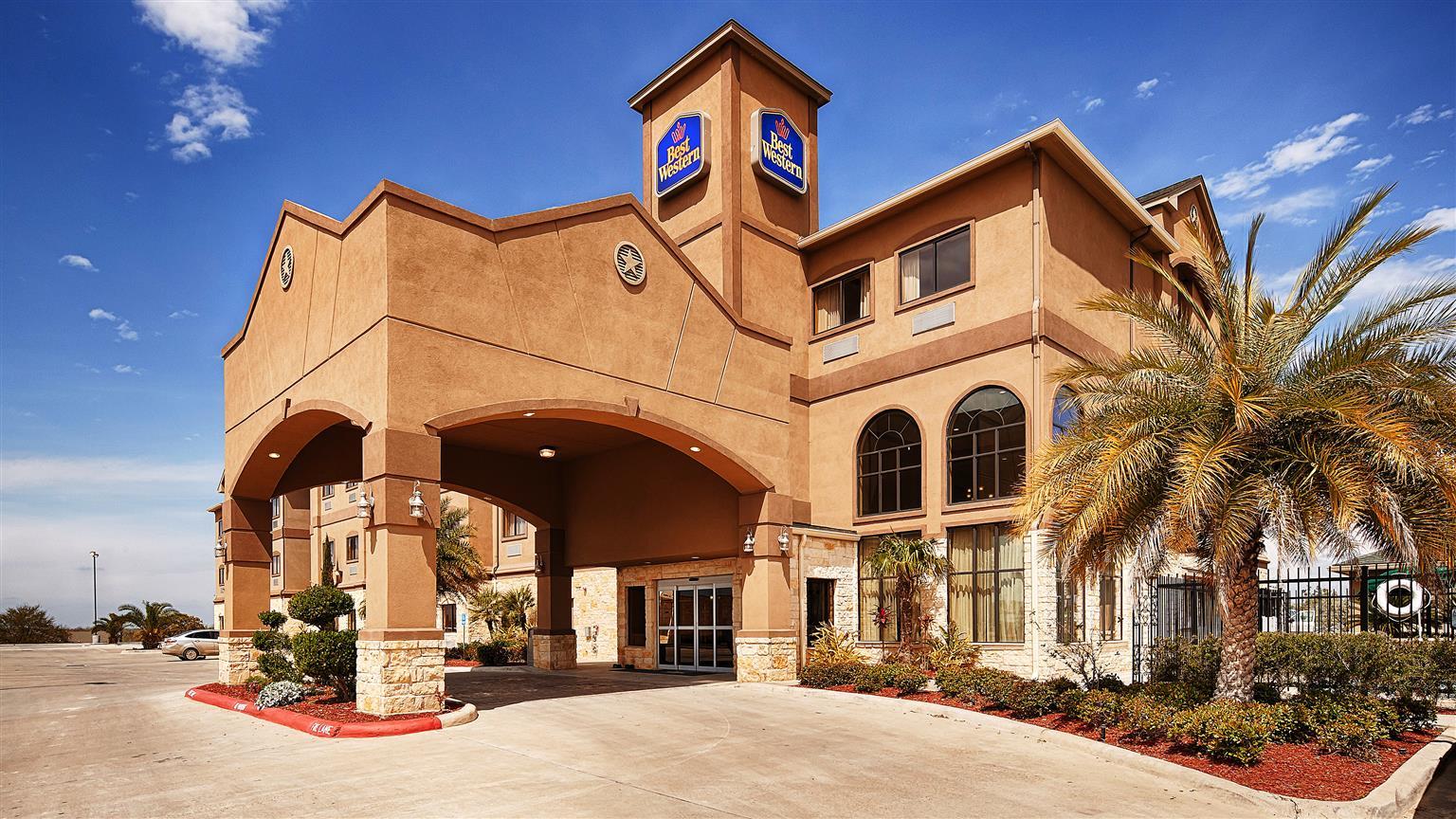 Baymont By Wyndham Cuero Exterior foto